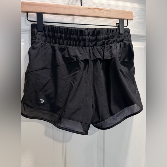 Athleta Mesh Racer Run 2.5" Short in Black-Size XXS-NWT - Picture 9 of 11
